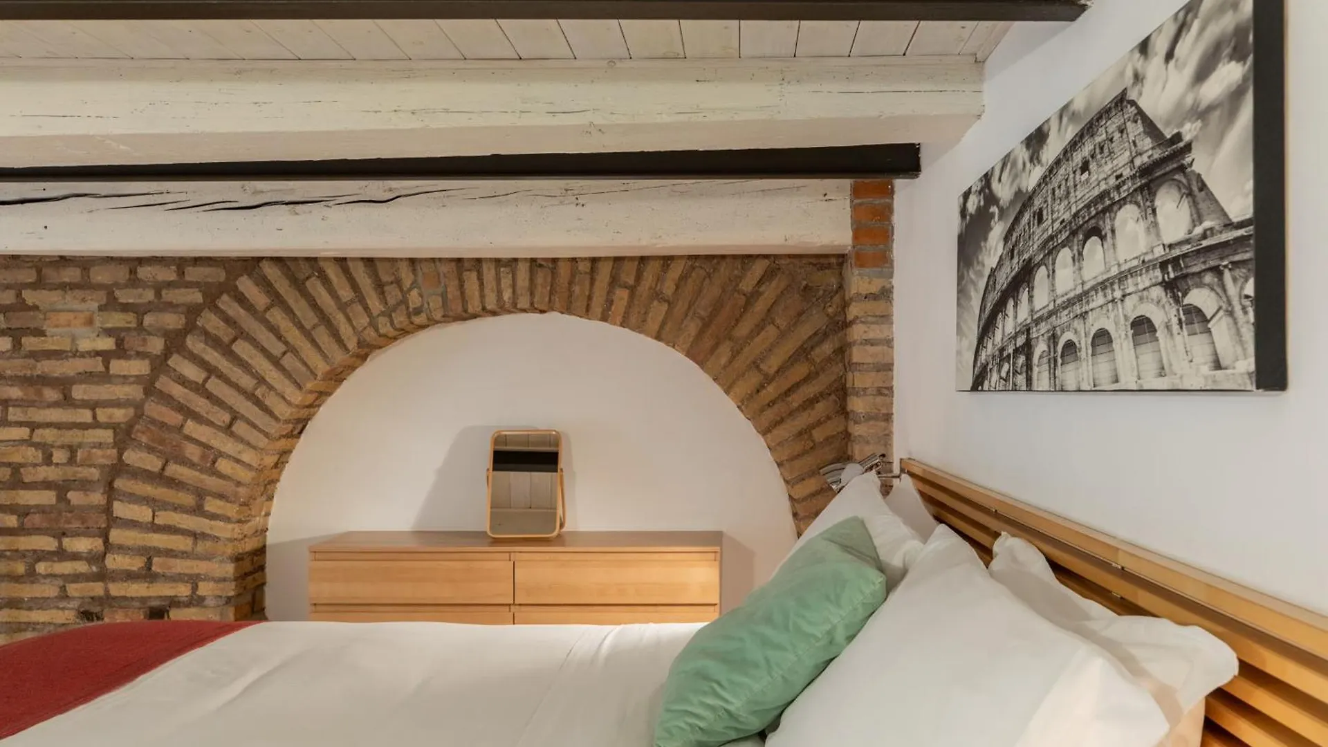 Iflat Cozy & Serene Loft Two Steps From Vatican Apartment